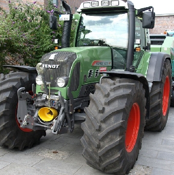 Traktor (c) proplanta